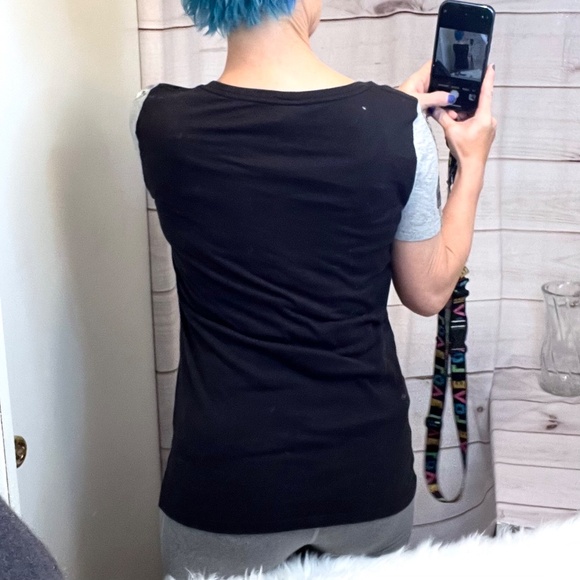 |•PINK•| Victoria's Secret PINK Sequin Logo Size Small - Picture 5 of 14